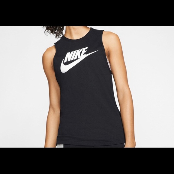 nike junior top